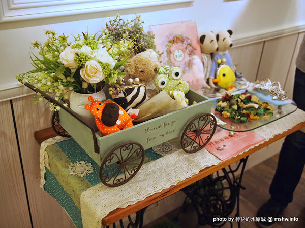 冰果甜心 Bingirl：【食記】台中Fidele Brunch/Crêperie&Bingirl 妃黛法式輕食&冰果甜心@西區 : 甜點新品牌,冰磚心體驗