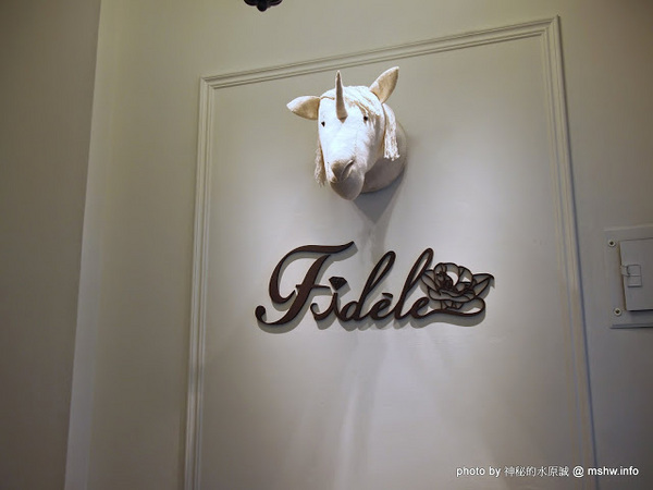 冰果甜心 Bingirl：【食記】台中Fidele Brunch/Crêperie&Bingirl 妃黛法式輕食&冰果甜心@西區 : 甜點新品牌,冰磚心體驗