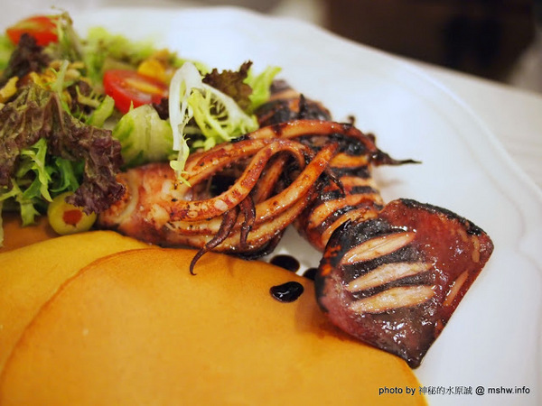 冰果甜心 Bingirl：【食記】台中Fidele Brunch/Crêperie&Bingirl 妃黛法式輕食&冰果甜心@西區 : 甜點新品牌,冰磚心體驗