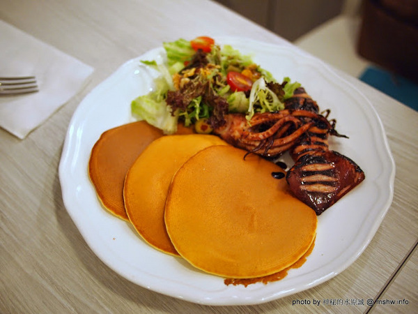 冰果甜心 Bingirl：【食記】台中Fidele Brunch/Crêperie&Bingirl 妃黛法式輕食&冰果甜心@西區 : 甜點新品牌,冰磚心體驗