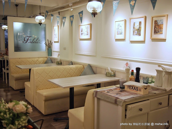 冰果甜心 Bingirl：【食記】台中Fidele Brunch/Crêperie&Bingirl 妃黛法式輕食&冰果甜心@西區 : 甜點新品牌,冰磚心體驗