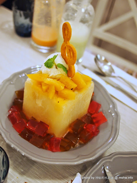 冰果甜心 Bingirl：【食記】台中Fidele Brunch/Crêperie&Bingirl 妃黛法式輕食&冰果甜心@西區 : 甜點新品牌,冰磚心體驗