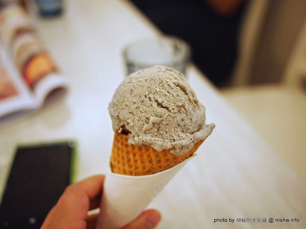 冰果甜心 Bingirl：【食記】台中Fidele Brunch/Crêperie&Bingirl 妃黛法式輕食&冰果甜心@西區 : 甜點新品牌,冰磚心體驗