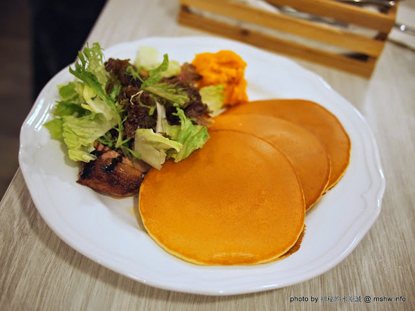 冰果甜心 Bingirl：【食記】台中Fidele Brunch/Crêperie&Bingirl 妃黛法式輕食&冰果甜心@西區 : 甜點新品牌,冰磚心體驗