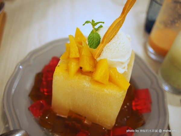 冰果甜心 Bingirl：【食記】台中Fidele Brunch/Crêperie&Bingirl 妃黛法式輕食&冰果甜心@西區 : 甜點新品牌,冰磚心體驗