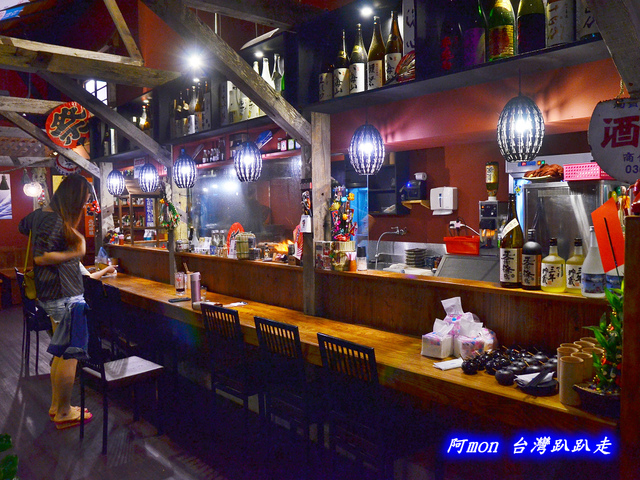 <台中西區>食記:吳留手串燒居酒屋~來自台北的知名燒烤店~推薦培根干貝串、明太子雞翅、香烤中捲