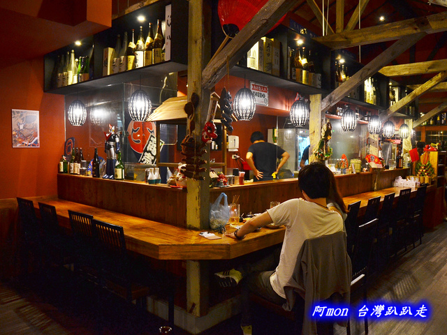 <台中西區>食記:吳留手串燒居酒屋~來自台北的知名燒烤店~推薦培根干貝串、明太子雞翅、香烤中捲