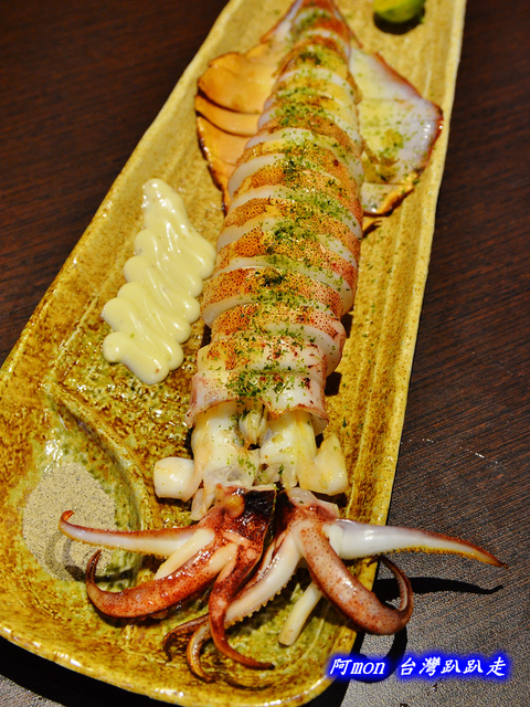 <台中西區>食記:吳留手串燒居酒屋~來自台北的知名燒烤店~推薦培根干貝串、明太子雞翅、香烤中捲