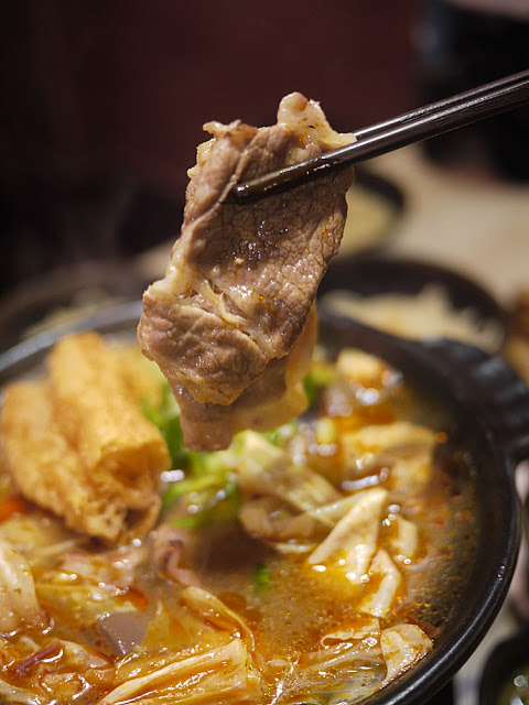 逢甲夜市吃到飽│那個鍋有那個麵,現在還推出了好吃的炸雞套餐(愛心合作)