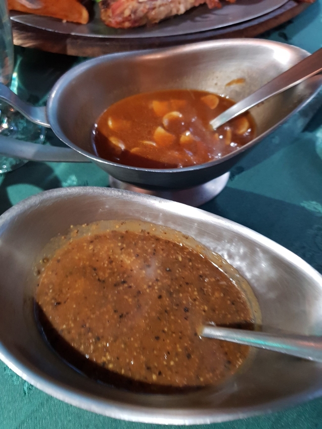 230458.jpg - 【台北.中山區】亞里士牛排老牌西餐廳外國人的最愛。有提供商業午餐。台味的牛排