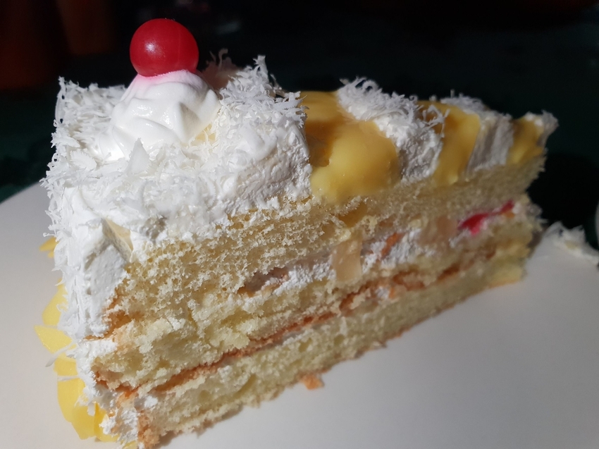 230456.jpg - 【台北.中山區】亞里士牛排老牌西餐廳外國人的最愛。有提供商業午餐。台味的牛排