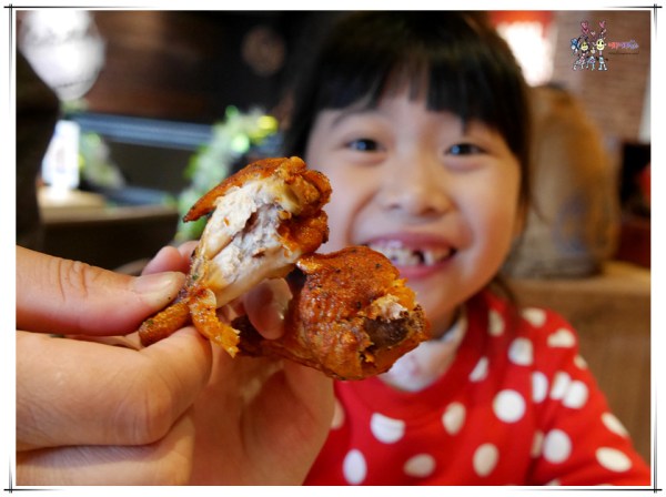 桃園美食,中壢美食,聖誕大餐,BISON野牛牛排餐廳,牛排,戰斧豬排,德國豬腳,中原美食