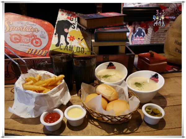 桃園美食,中壢美食,聖誕大餐,BISON野牛牛排餐廳,牛排,戰斧豬排,德國豬腳,中原美食