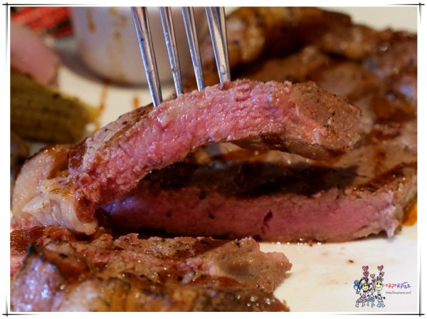 桃園美食,中壢美食,聖誕大餐,BISON野牛牛排餐廳,牛排,戰斧豬排,德國豬腳,中原美食