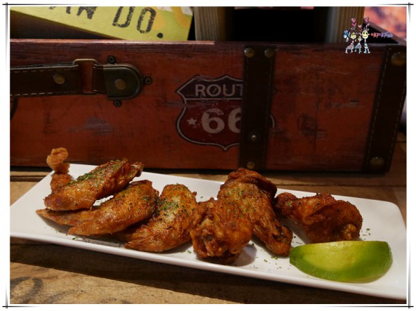 桃園美食,中壢美食,聖誕大餐,BISON野牛牛排餐廳,牛排,戰斧豬排,德國豬腳,中原美食