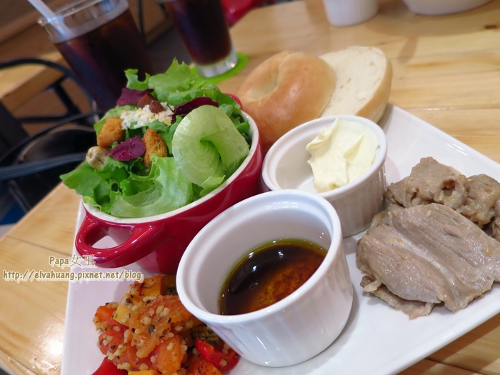 【台中西區】小食熱沙拉 輕食 下午茶~適合小鳥胃的朋友!店名就叫小食 果然是小食!