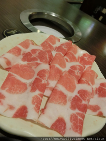 捷運龍山寺美食、萬華商圈小火鍋－巷弄平價超人氣料理《旺都日式涮涮鍋》