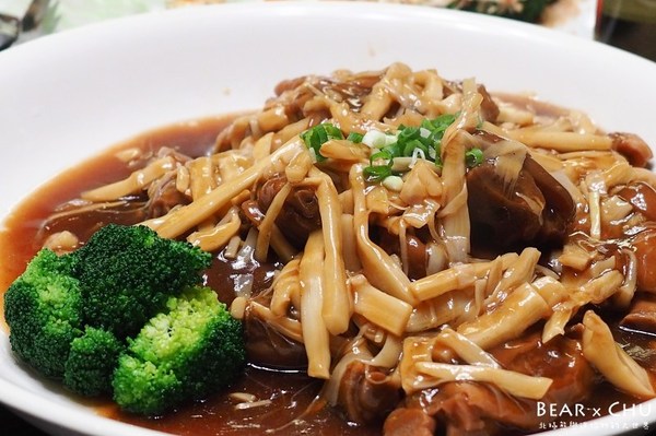 桐花客家料理:臺灣農村酒莊品酒會x桐花客家創意料理・本土美酒佐餐感受在地風土