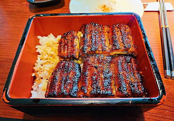 [台北日式]中山區松江南京站「魚心日本料理」老牌隱藏在巷弄內