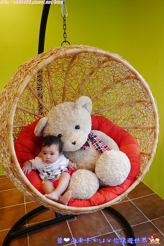 【宿▍屏東】美好墾丁旅閣ღ漆上鮮艷的色彩,像掉進了童話故事的小屋