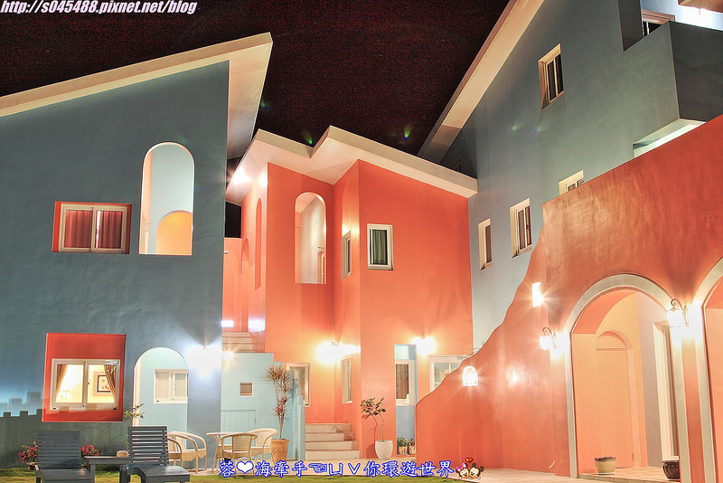 【宿▍屏東】美好墾丁旅閣ღ漆上鮮艷的色彩,像掉進了童話故事的小屋