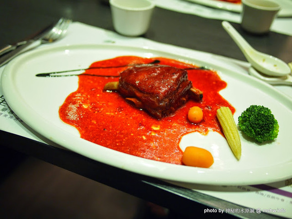 星時代風華會館：【食記】台中Star-Era 星時代風華會館.婚宴會館@西屯 : 桌菜體驗個人享受…與星星來個約會吧？