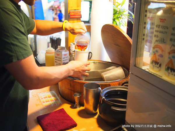 星月鮮奶茶：【食記】台北Fresh Milk Tea 星月鮮奶茶鋪通化總店@大安MRT信義安和&六張犁臨江街通化夜市 : 嚴選原料口感絕佳,搭小吃超順口的平價鮮奶茶