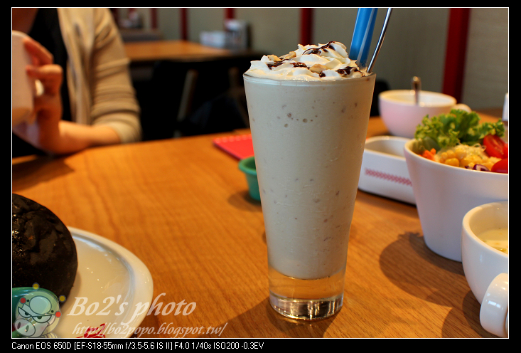 【窩客島活動】台南.中西-DACOZ!大口吃美式火烤100%純牛肉漢堡(Focus 12樓)