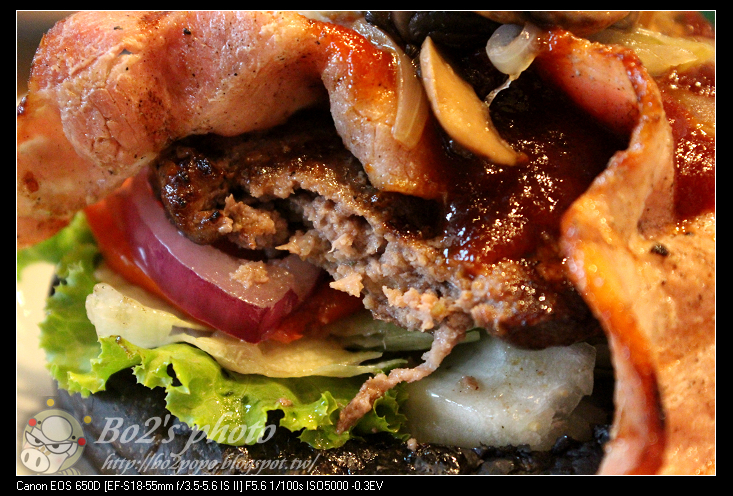 【窩客島活動】台南.中西-DACOZ!大口吃美式火烤100%純牛肉漢堡(Focus 12樓)