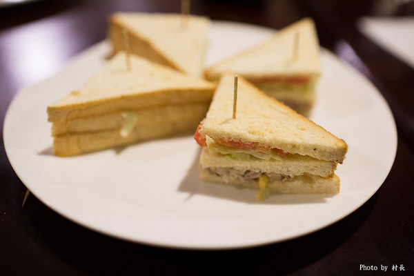 一二三亭 。書店喫茶:【食記】{高雄。鼓山區}一二三亭-書店喫茶 一二三亭 。書店喫茶:【食記】{高雄。鼓山區}一二三亭-書店喫茶