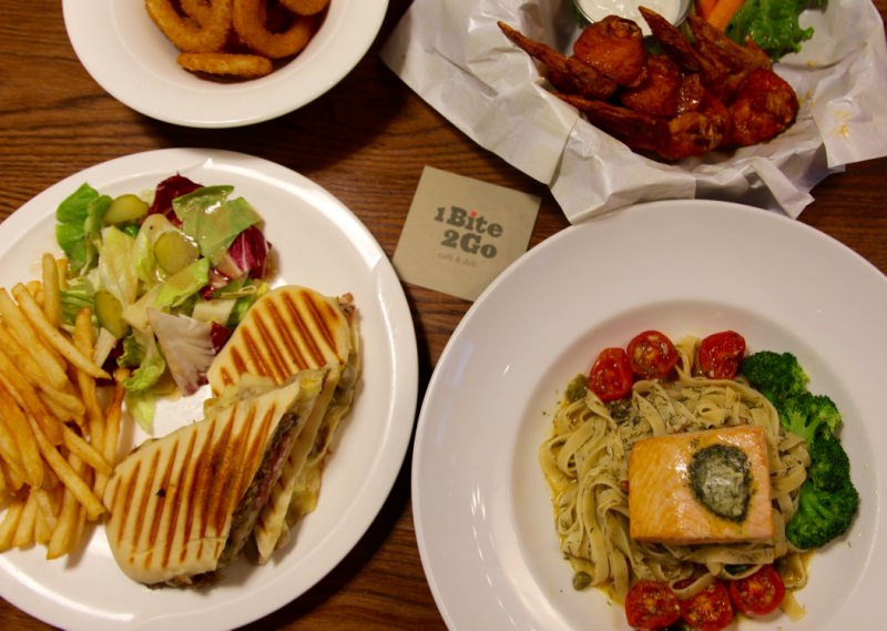 [台北]信義區 紐約風格美式約會餐廳 1Bite2Go Café & Deli 信義店