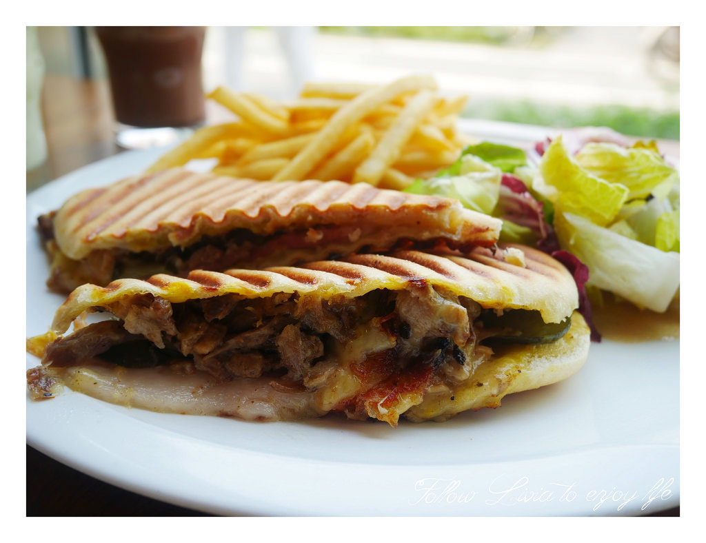 1Bite2Go Café & Deli (23)