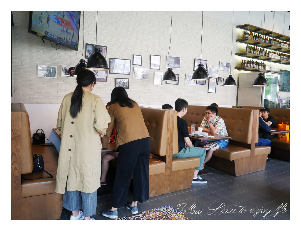 1Bite2Go Café & Deli (11)