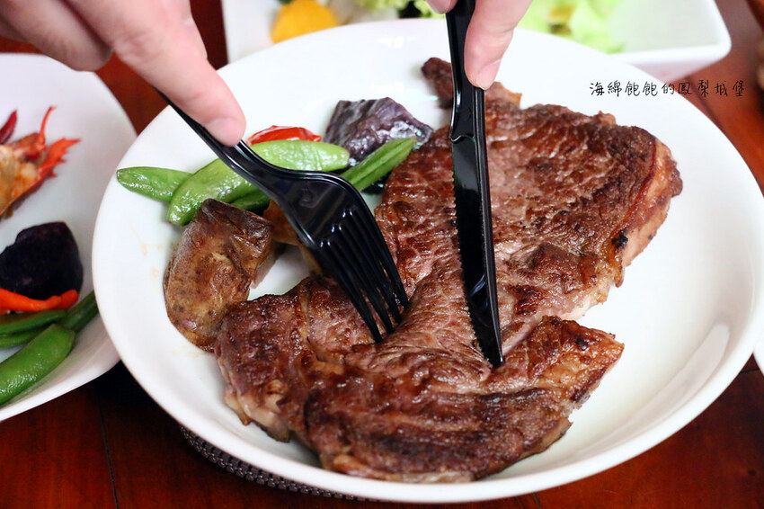 超高CP排餐套餐4折起「雅室牛排」肋眼牛排、活龍蝦外帶只要500元！菜單價位