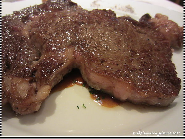 『呷』「東區」提供頂級牛排專家就在雅室牛排