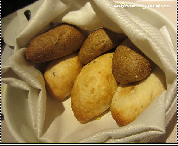 『呷』「東區」提供頂級牛排專家就在雅室牛排