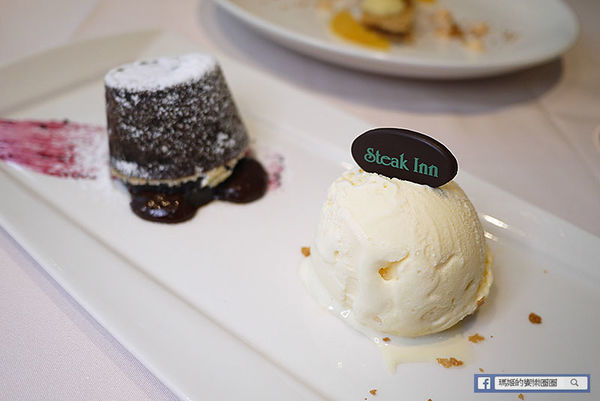 台北必吃牛排【雅室牛排】超香甜老饕牛排/紐約克牛排/台北約會餐廳/慶生求婚包場