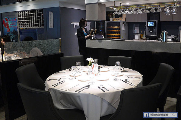 台北必吃牛排【雅室牛排】超香甜老饕牛排/紐約克牛排/台北約會餐廳/慶生求婚包場