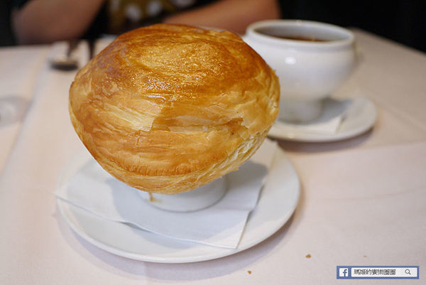 台北必吃牛排【雅室牛排】超香甜老饕牛排/紐約克牛排/台北約會餐廳/慶生求婚包場