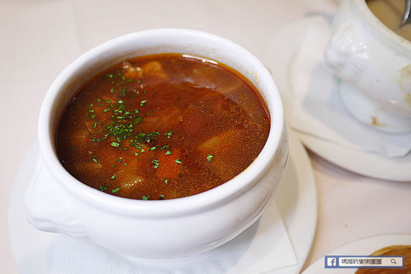 台北必吃牛排【雅室牛排】超香甜老饕牛排/紐約克牛排/台北約會餐廳/慶生求婚包場