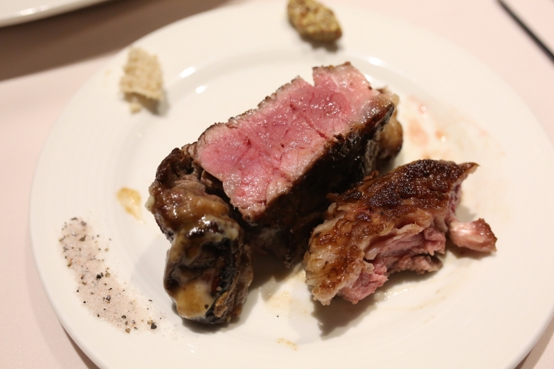 台北十大經典牛排館-雅室牛排 歷久不衰台北東區老牛排館 經典美味推薦