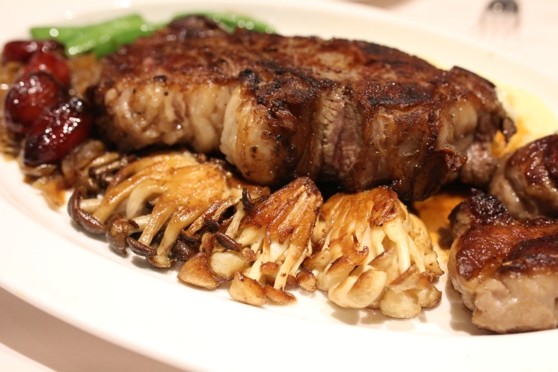 台北十大經典牛排館-雅室牛排 歷久不衰台北東區老牛排館 經典美味推薦