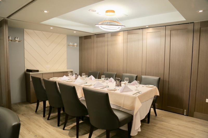 台北十大經典牛排館-雅室牛排 歷久不衰台北東區老牛排館 經典美味推薦