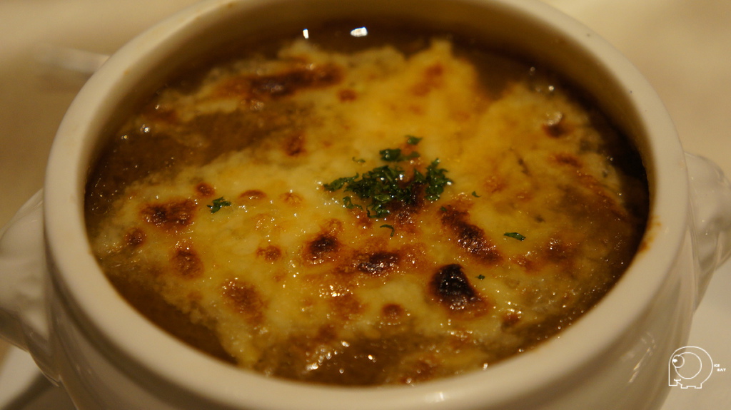 牛排館起司麵包洋蔥湯