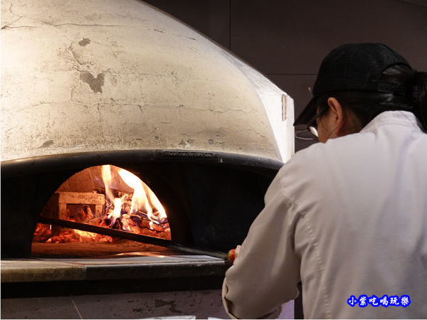 龍眼木烤窯-薄多義桃園店 (2).jpg