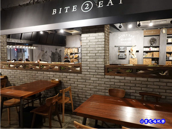 一樓用餐環境-薄多義桃園店 (1).jpg