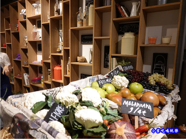 二樓用餐環境-薄多義桃園店 (10).jpg