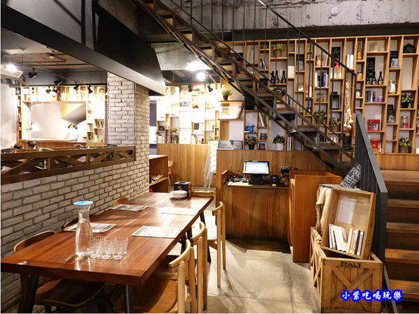 一樓用餐環境-薄多義桃園店 (3).jpg