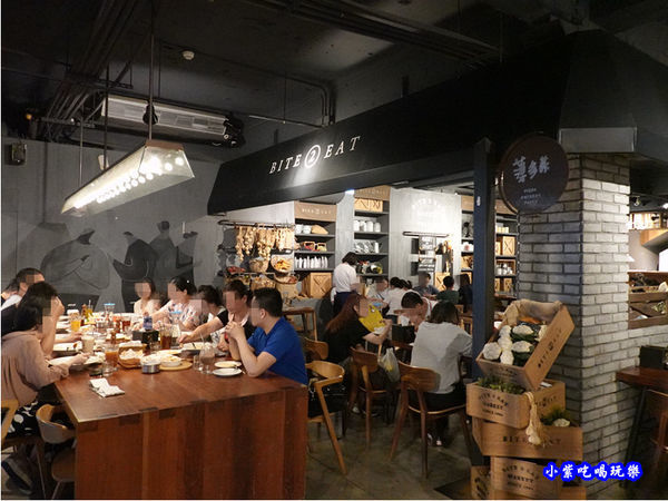 一樓用餐環境-薄多義桃園店 (4).jpg
