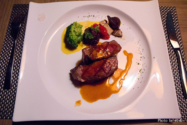 e'tage15 悅品西餐廳:【食記】{高雄。新興區}e'tage15 悅品西餐廳 e'tage15 悅品西餐廳:【食記】{高雄。新興區}e'tage15 悅品西餐廳